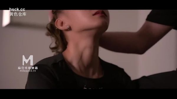 麻麻传媒MT-006性孽女拳手